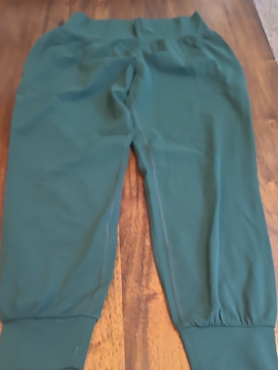 Athleta Pants - Athleta Salutation Jogger Green  Large Yoga Pants.  Like New
